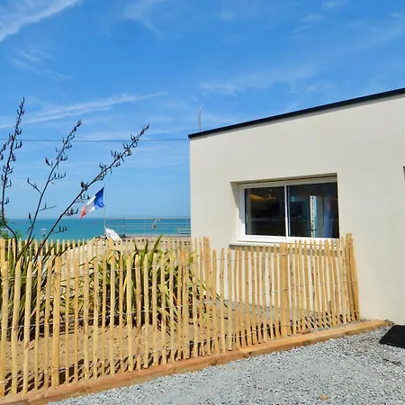 L'horizon, Vue Imprenable, Accole A Un Bunker *